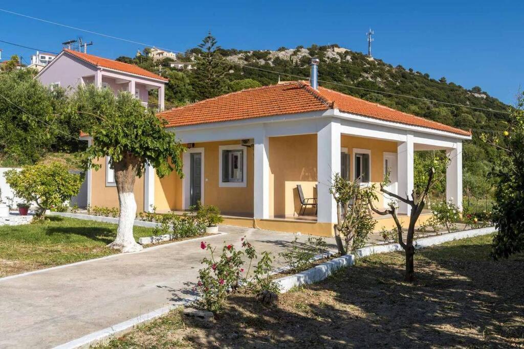 Irene'S House Villa ลาสซี ภายนอก รูปภาพ